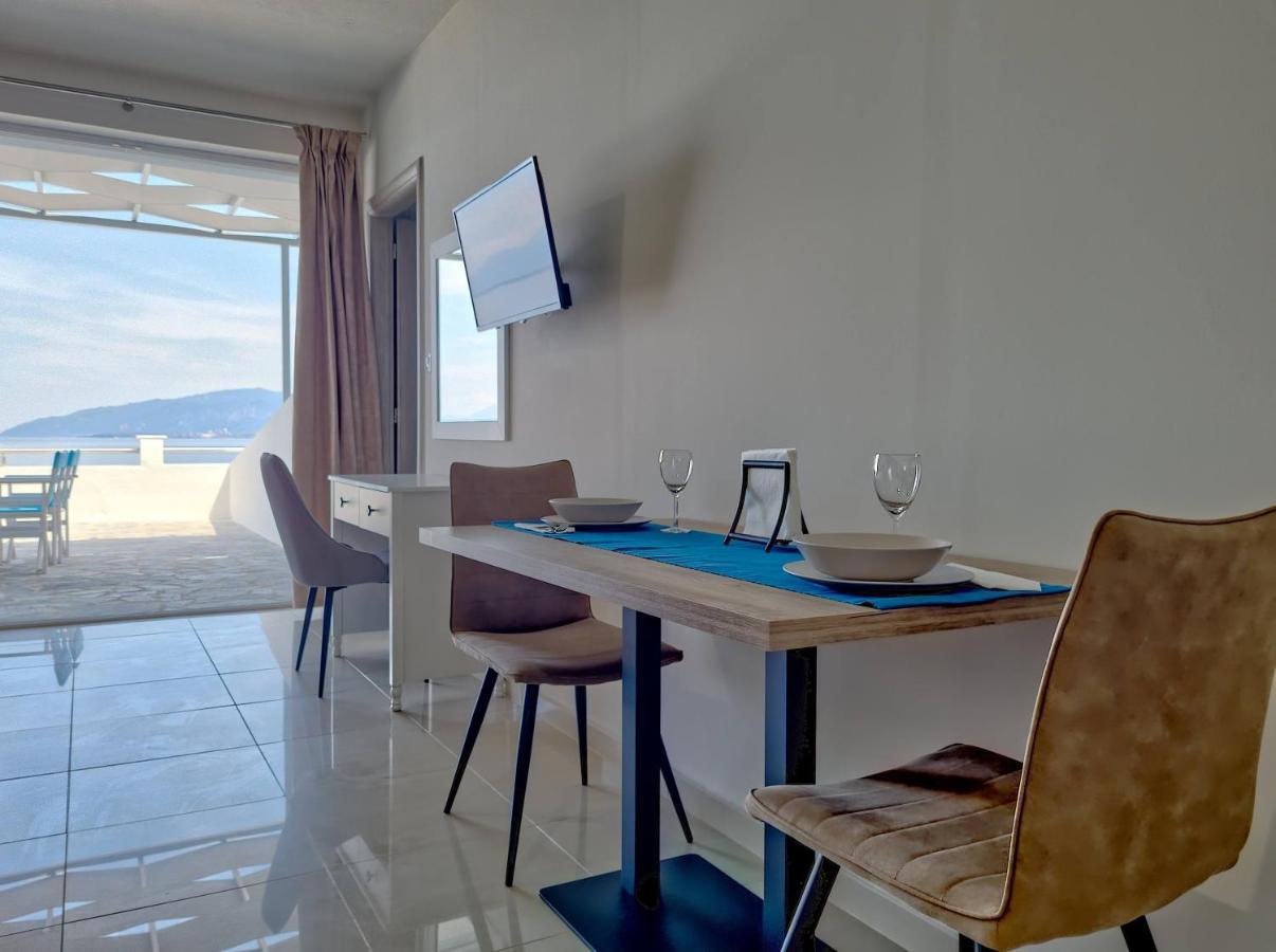 Epipleon Luxury Suites -102- Δωμάτιο 45Τμ Με Βεράντα 35Τμ Μπροστά Στη Θάλασσα Nafpaktos エクステリア 写真